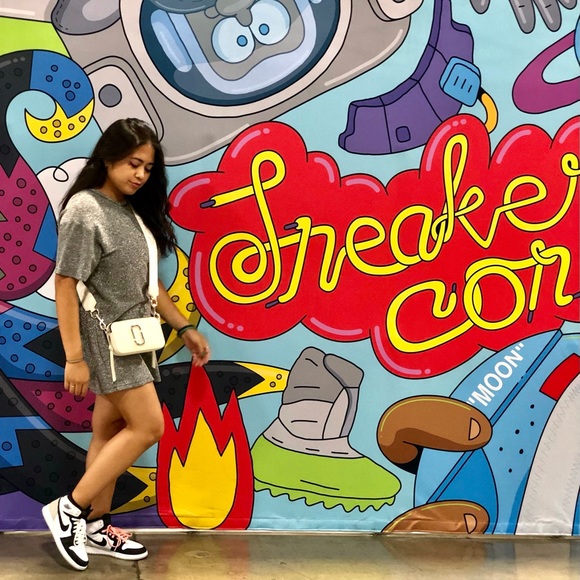 LIVE SHOW 🔥 STREETWEAR, HEAT, HYPE🔥 - Picture 3 of 4